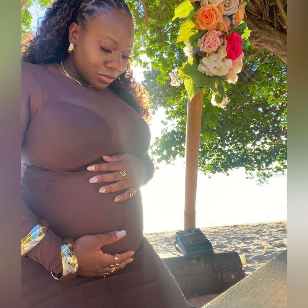 Maternity-Friendly Outfits!